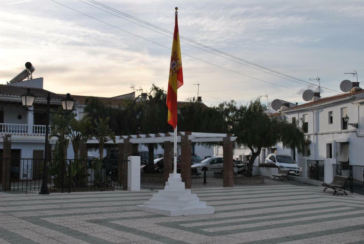 דירות פריחיליאנה Casa La Plaza מראה חיצוני תמונה